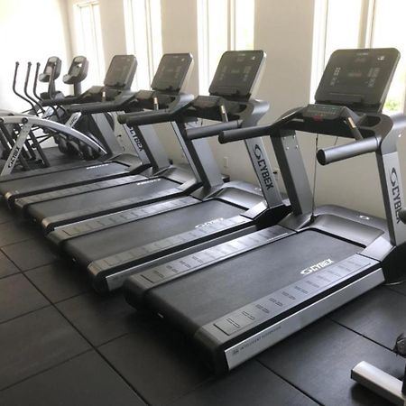 Westmoreland Hills - Mount Standfast - St James - Full Gym Membership Saint James Buitenkant foto